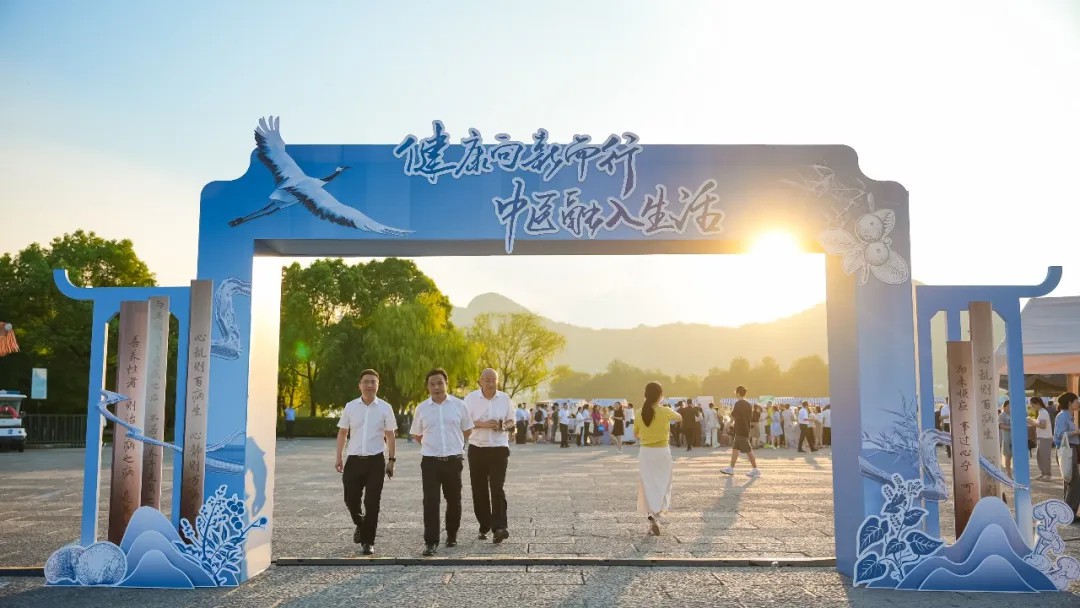 1724040226946594.jpg 8.jpg